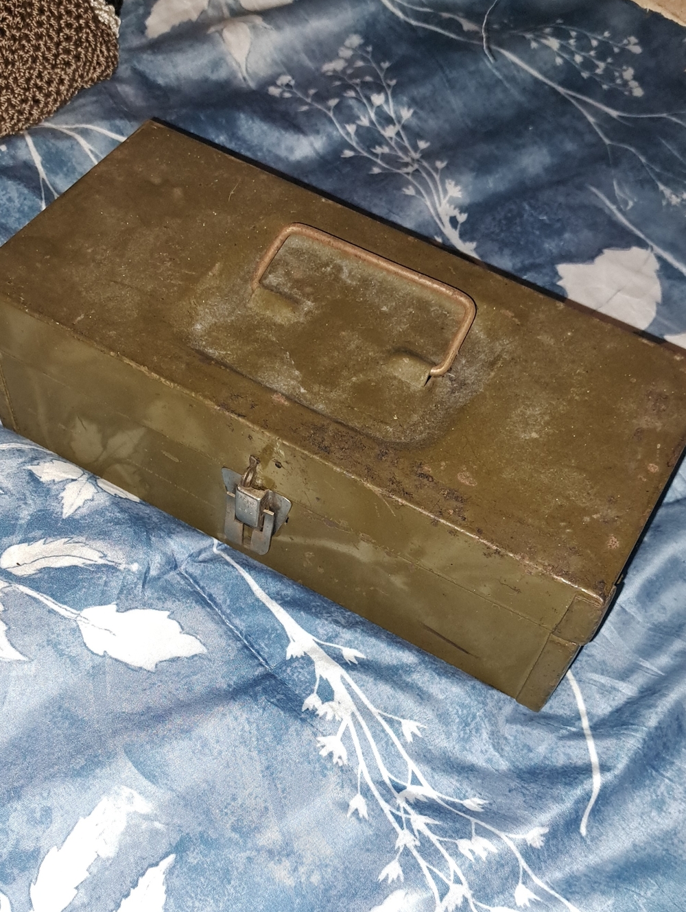 Vintage Olive Green Metal Toolbox with Carry Handle